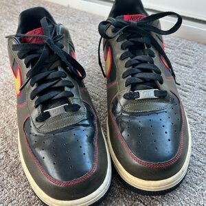 Nike Air Force 1 Black Parachute Gold Men 11.5